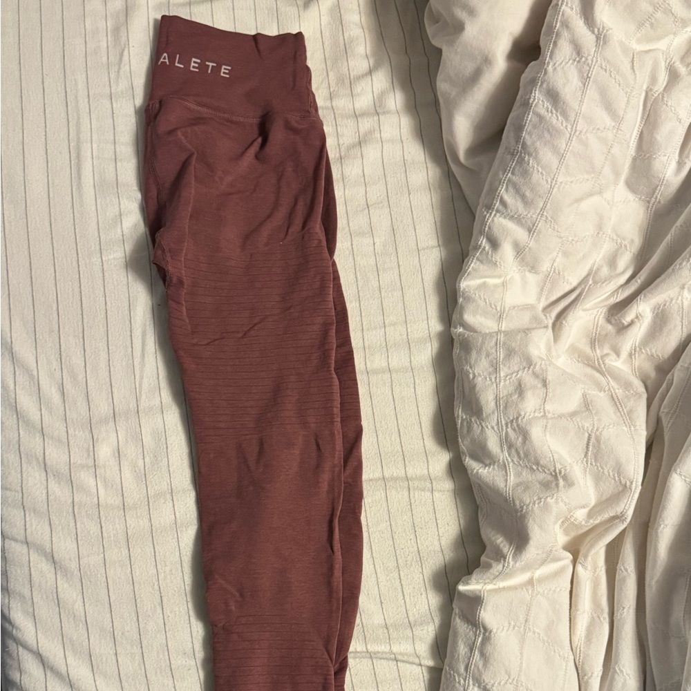 Alphalete OG legging